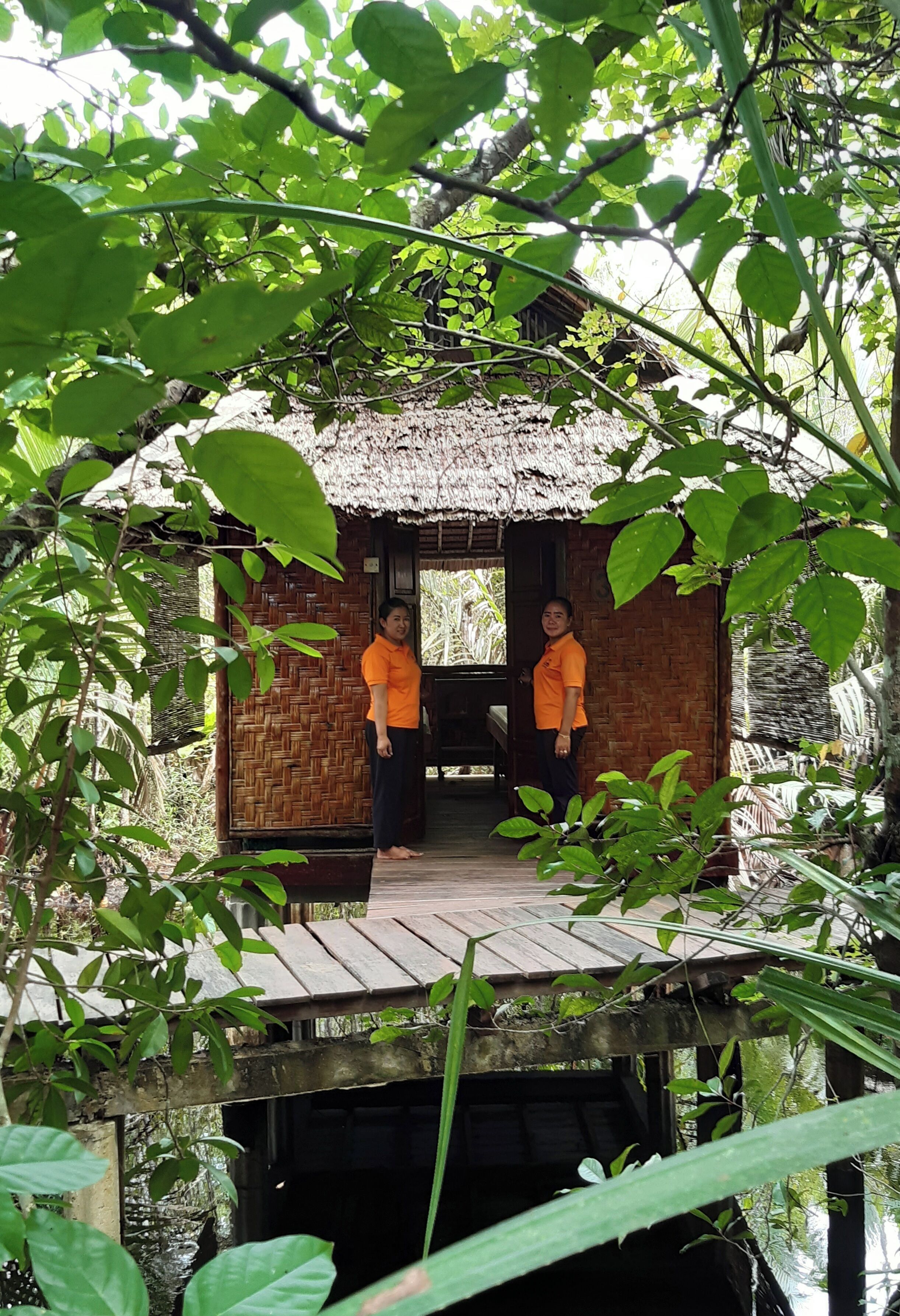 couples treatment room(s), body treatments, aromatherapy