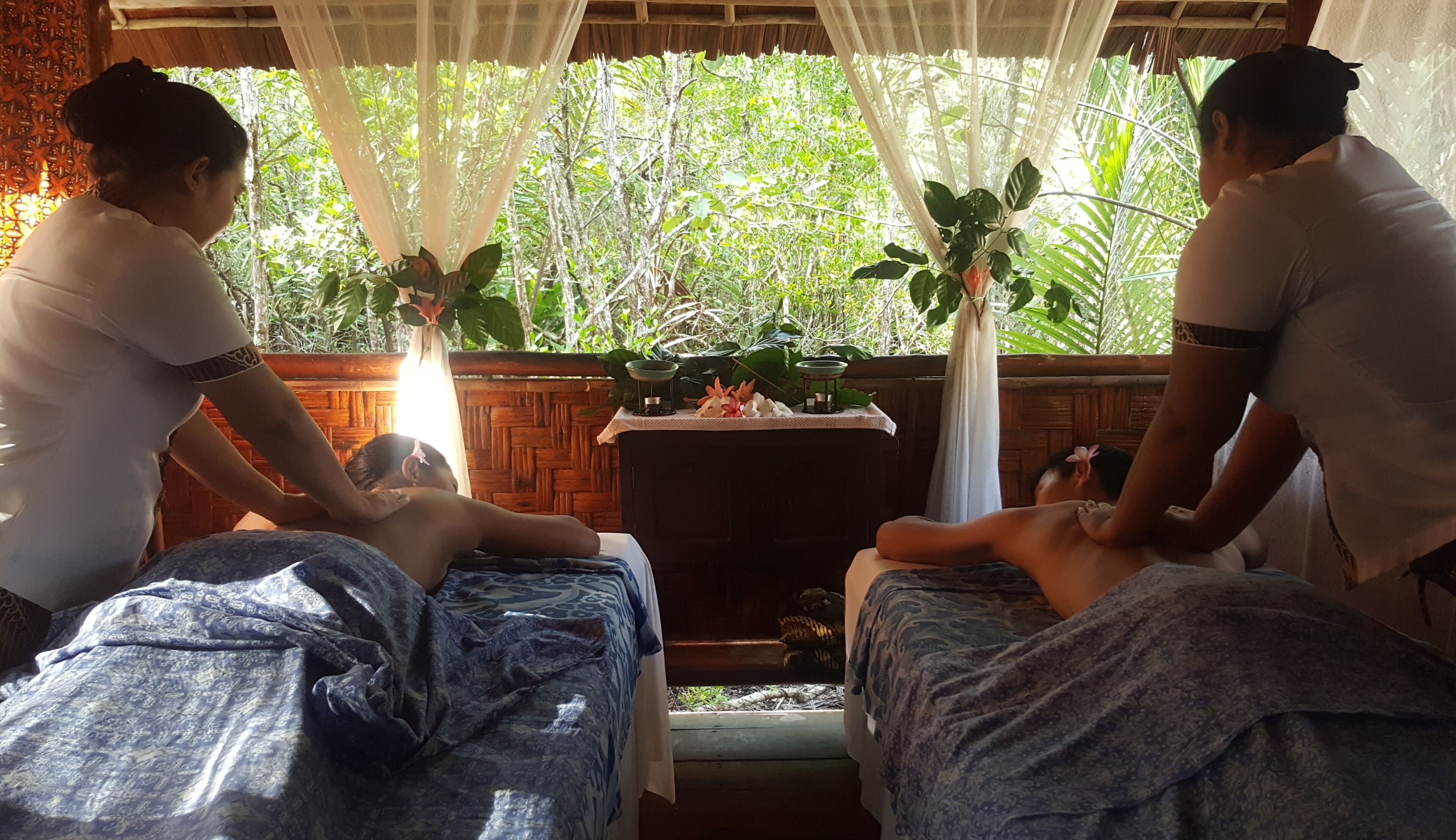 Couples treatment room(s), body treatments, aromatherapy