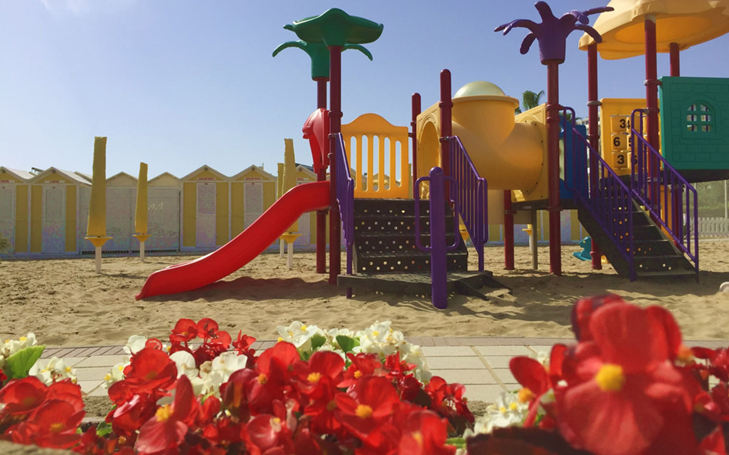 children’s play area – outdoor