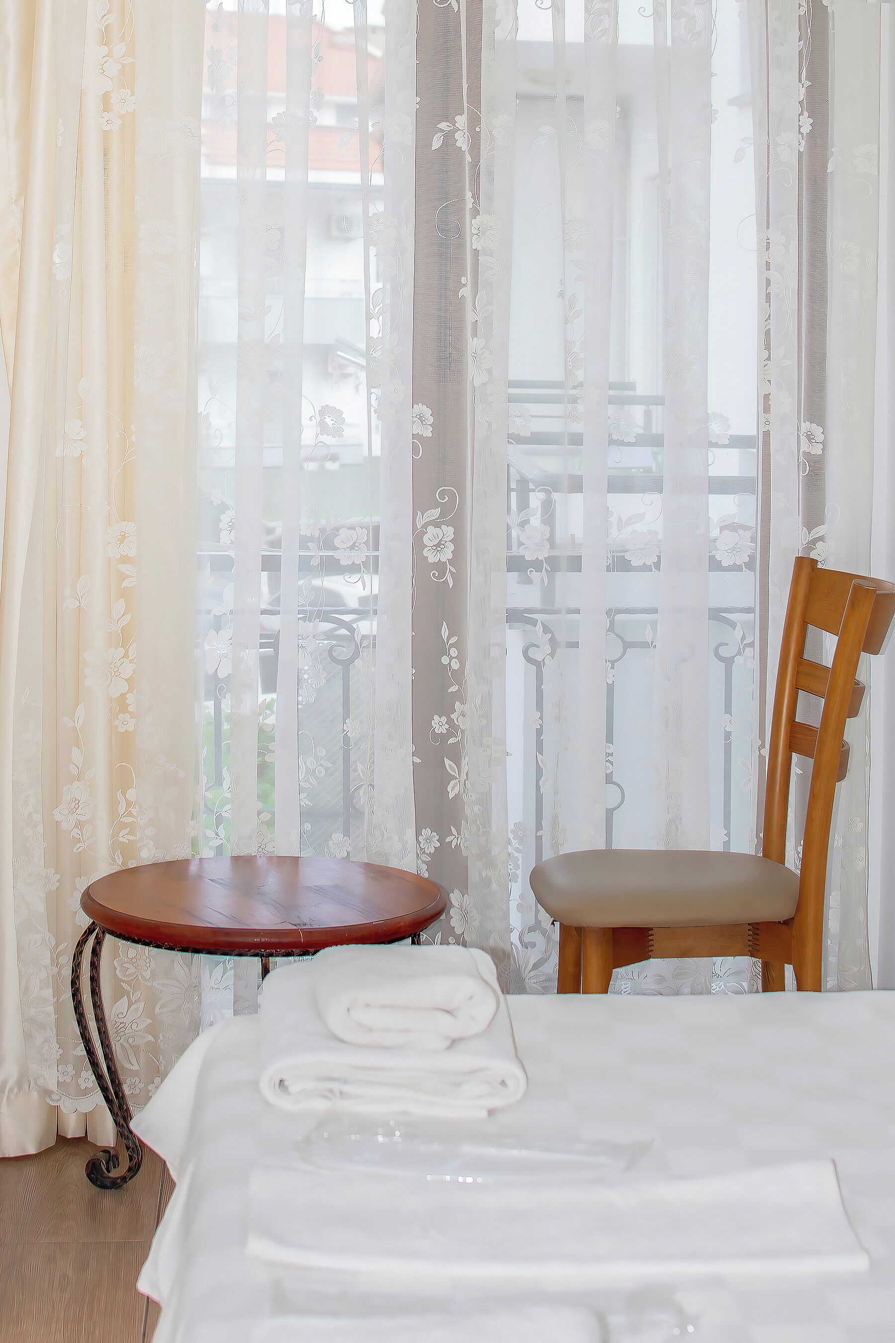 orkide | premium bedding, minibar, in-room safe, soundproofing