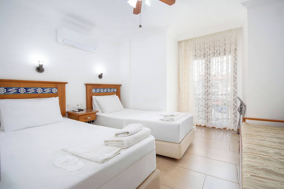 akasya | premium bedding, minibar, in-room safe, soundproofing