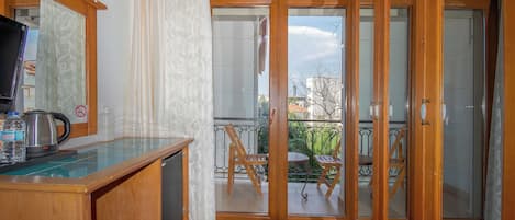 Ortanca | Premium bedding, minibar, in-room safe, soundproofing