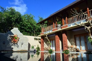 Outdoor pool - Tetirah Boutique Hotel Ubud (Ubud)