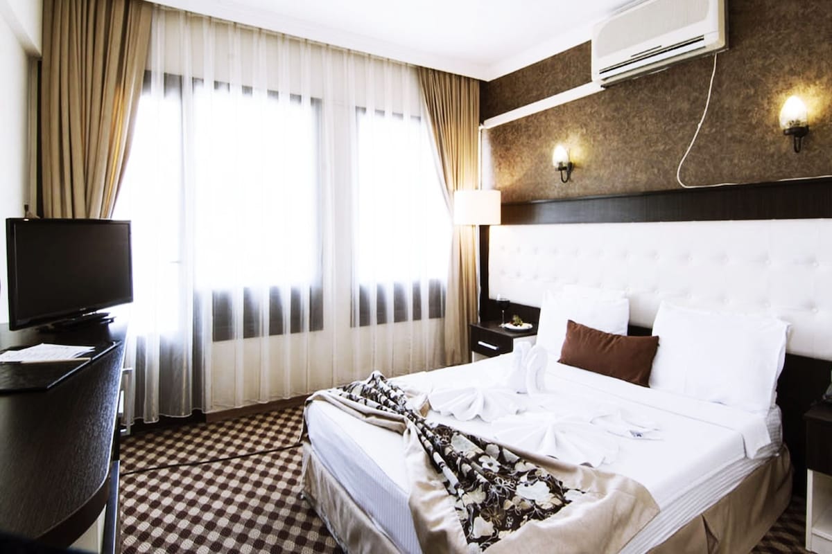 Minibar, free cots/infant beds, free WiFi