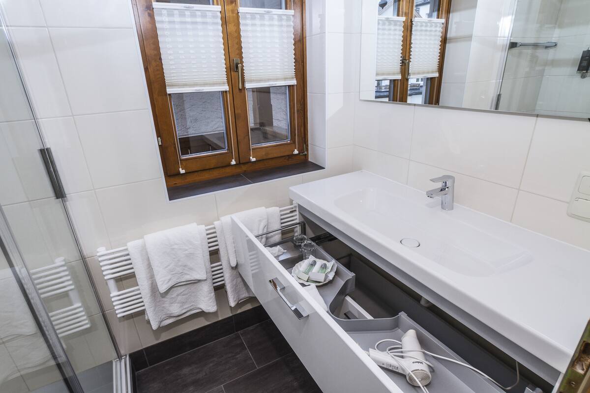 Suite junior, vista al lago