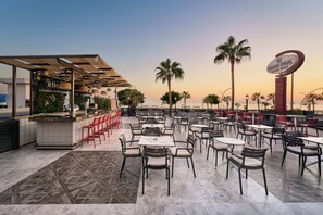 4 bars/lounges, poolside bar, beach bar - Grand Uysal Beach&Spa Hotel - All inclusive (Alanya)