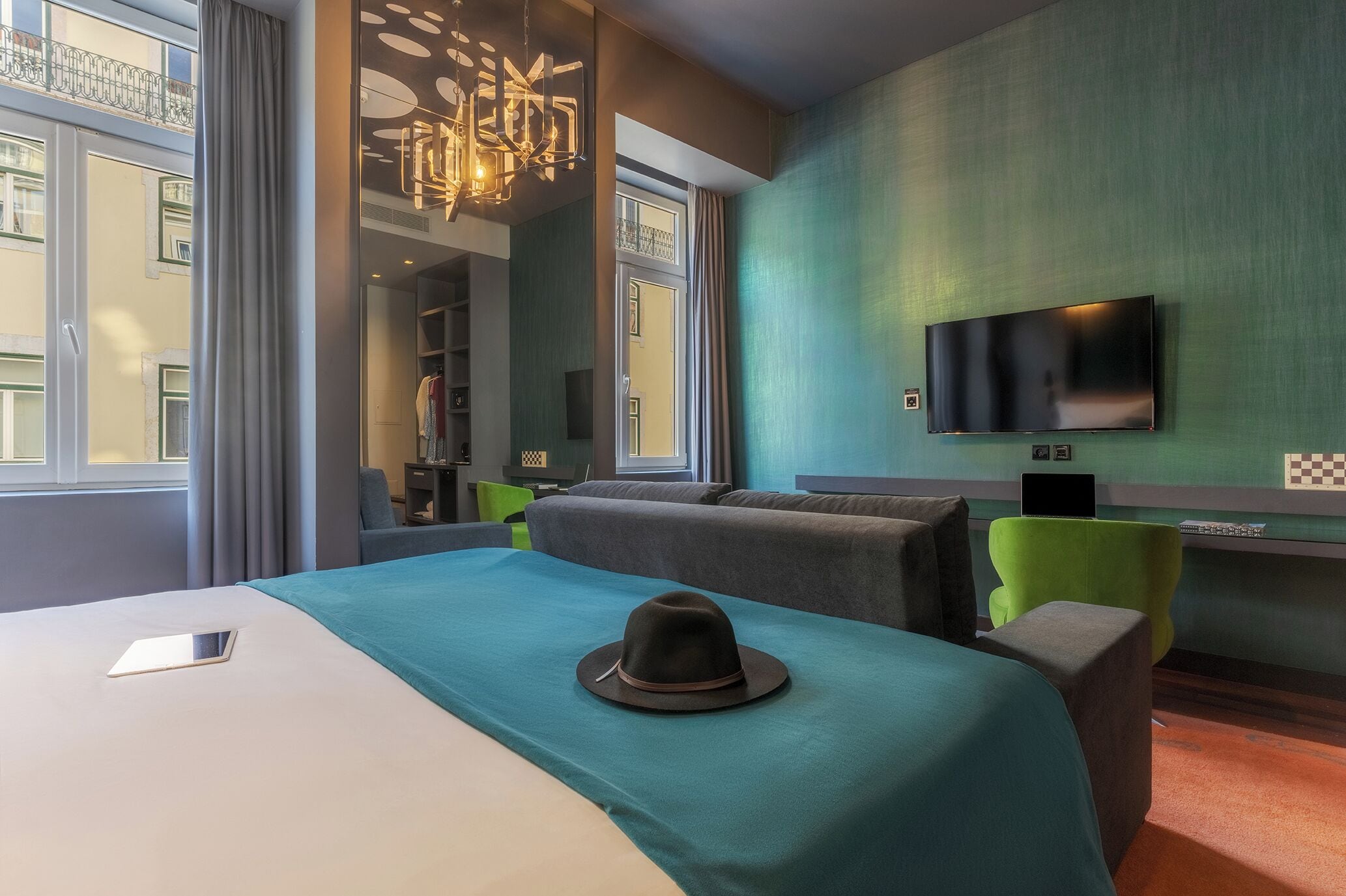 1 bedroom, minibar, blackout curtains, free wifi