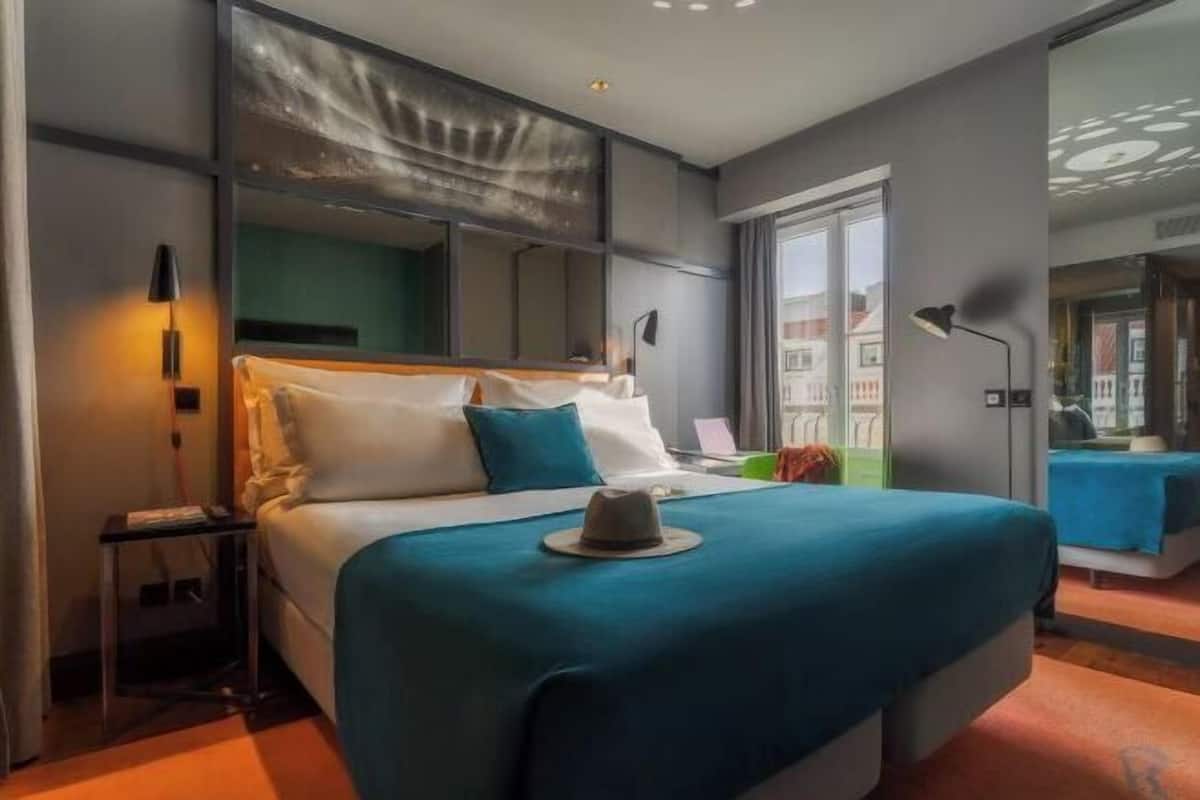 Minibar, mörkläggningsgardiner, gratis wi-fi och sängkläder