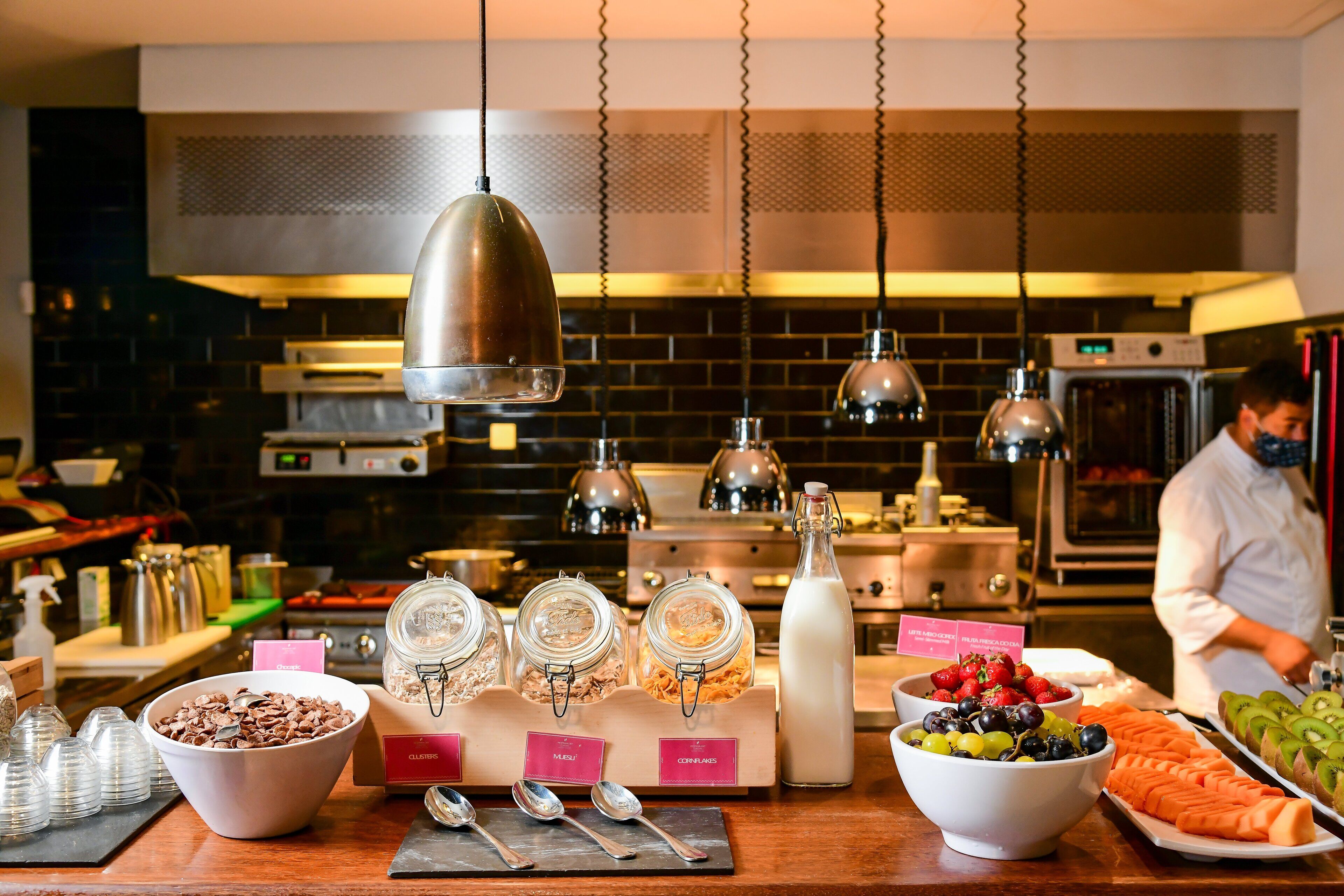 breakfast and dinner served