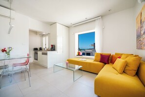 Appartement, 1 slaapkamer, uitzicht op bergen | Privékeuken | Een broodrooster, een kookplaat, een mixer, kruiden