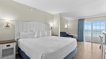 Työpöytä, kannettavalle tietokoneelle sopiva työtila, pimennysverhot