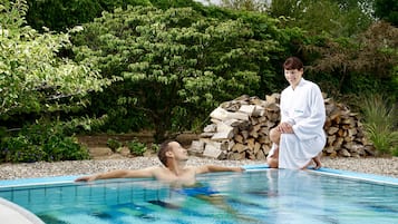 5 hồ bơi trong nhà, hồ bơi ngoài trời
