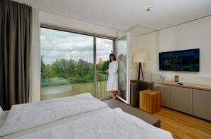 Family Room | Premium bedding, in-room safe, desk, blackout drapes - Wonnemar Resort-Hotel (Wismar)