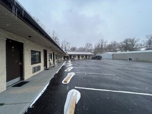 Ubetjent parkering (inkludert)