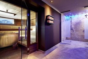 運動按摩、腳底按摩