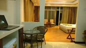 TV - Impress Hotel (Addis Ababa)