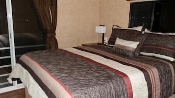 Family House, 2 Bedrooms, Kitchen, Harbour View | 1 bedroom, iron/ironing board, free WiFi