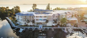Waterline Villas & Marina, Autograph Collection