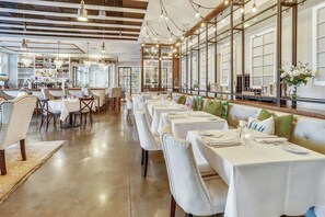 Servizio di pranzo e cena