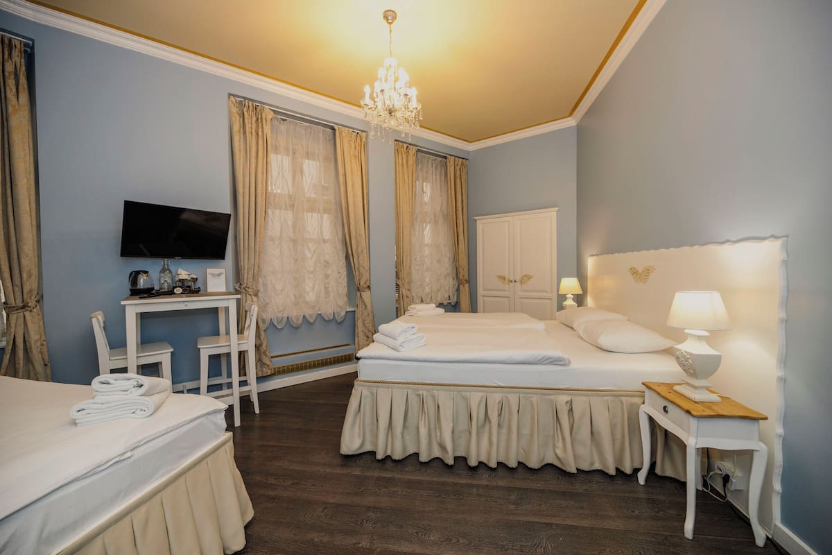 Executive studio (3 Adults) | Hypoallergeen beddengoed, een kluis op de kamer
