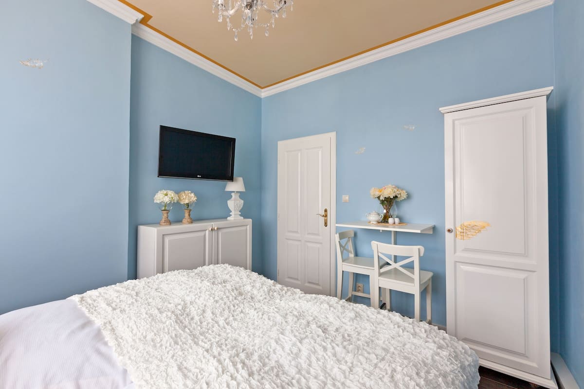 Deluxe studio (2 Adults) | Hypoallergeen beddengoed, een kluis op de kamer