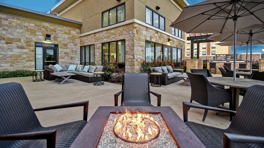 Homewood Suites by Hilton Dallas Arlington South