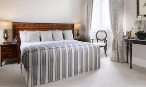Deluxe Room | Desk, iron/ironing board, free WiFi, bed sheets - Kilkenny Hibernian Hotel (Kilkenny)
