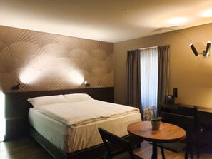 1 chambre, literie de qualité supérieure, bureau
