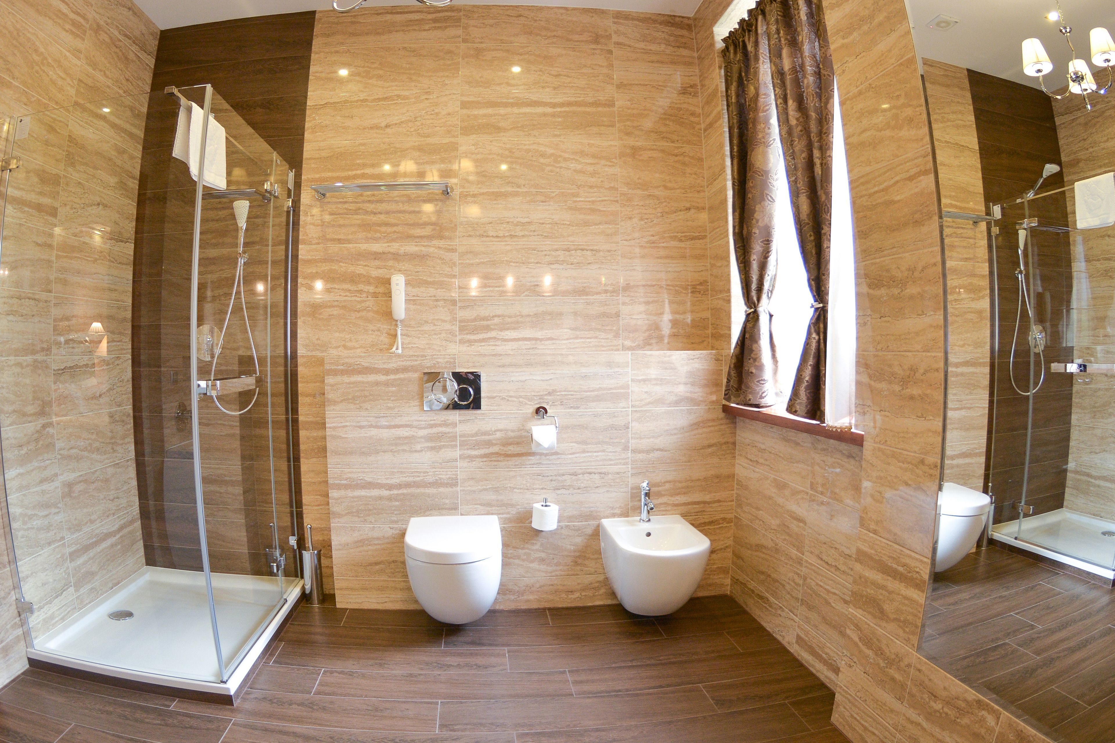 presidential apartment, 1 bedroom, jetted tub | bathroom | free toiletries, hair dryer, towels