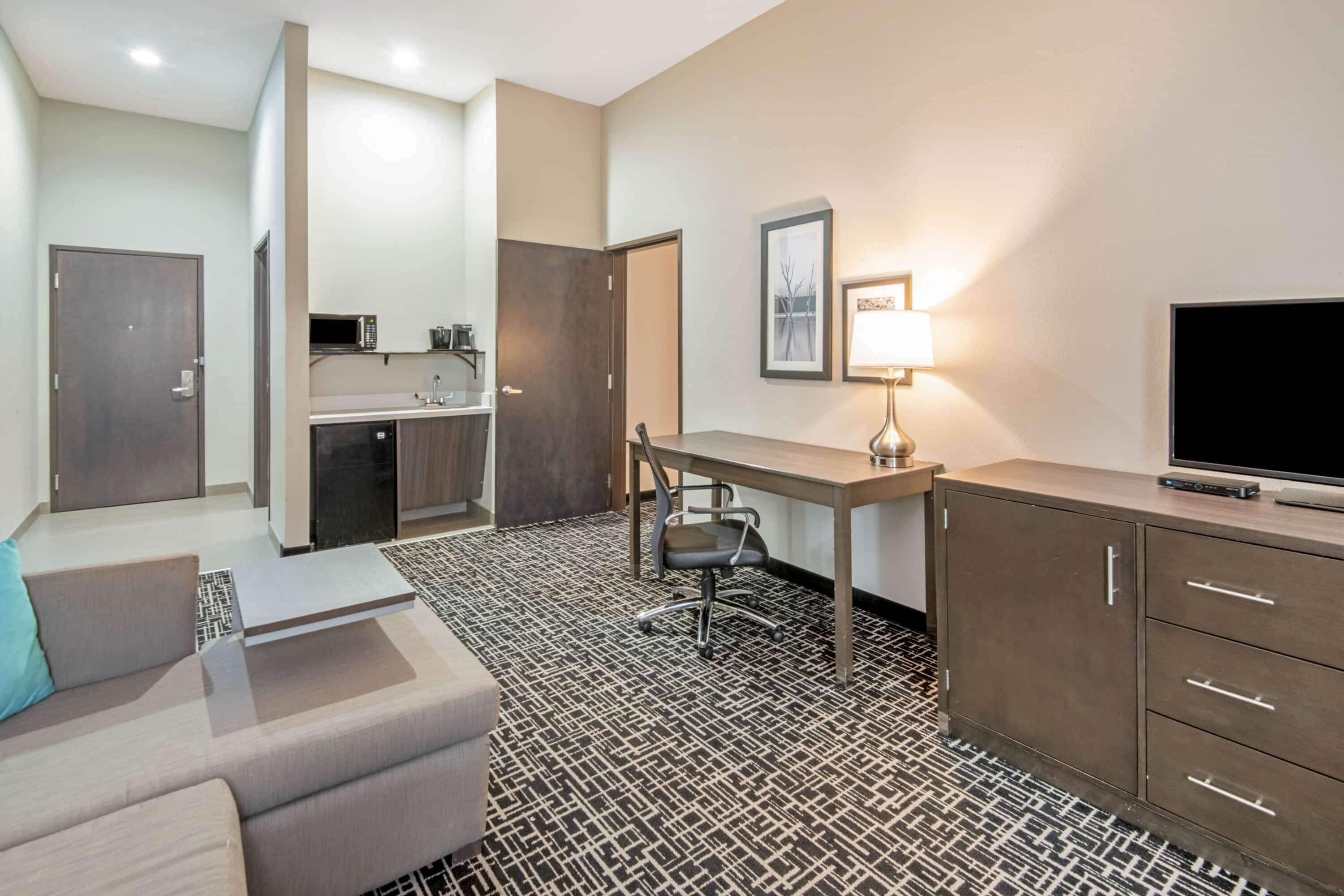 premium bedding, desk, iron/ironing board, free cots/infant beds