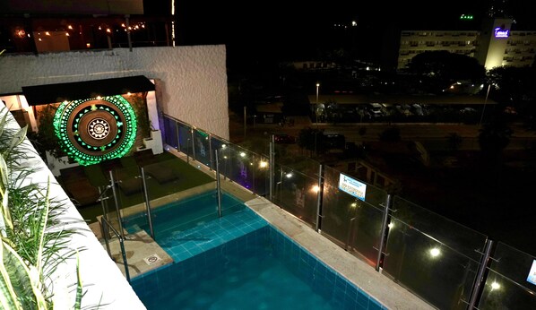 Piscina externa