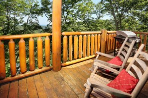 Cabin, Multiple Bedrooms, Bathtub, Mountain View (Rising Eagle Lodge Cabin) | Balcony