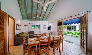 Dining - Beach House Condos Negril (Negril)