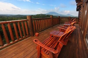 เคบิน, หลายห้องนอน | ระเบียง