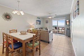 Condo, 2 Bedrooms | Dining