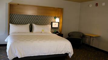 Chambre Standard, 1 très grand lit | Bureau, accès au Wi-Fi (inclus), literie fournie