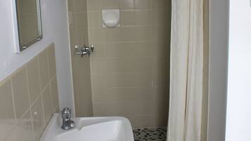 Shower, towels