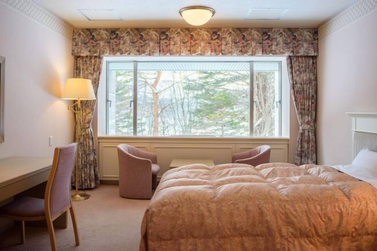 Schreibtisch, Bügeleisen/Bügelbrett, kostenloses WLAN, Bettwäsche