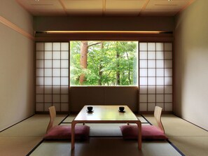 Japanese Style Room, Non Smoking | Desk, iron/ironing board, free WiFi, bed sheets - Urabandai Lake Resort (Kitashiobara)