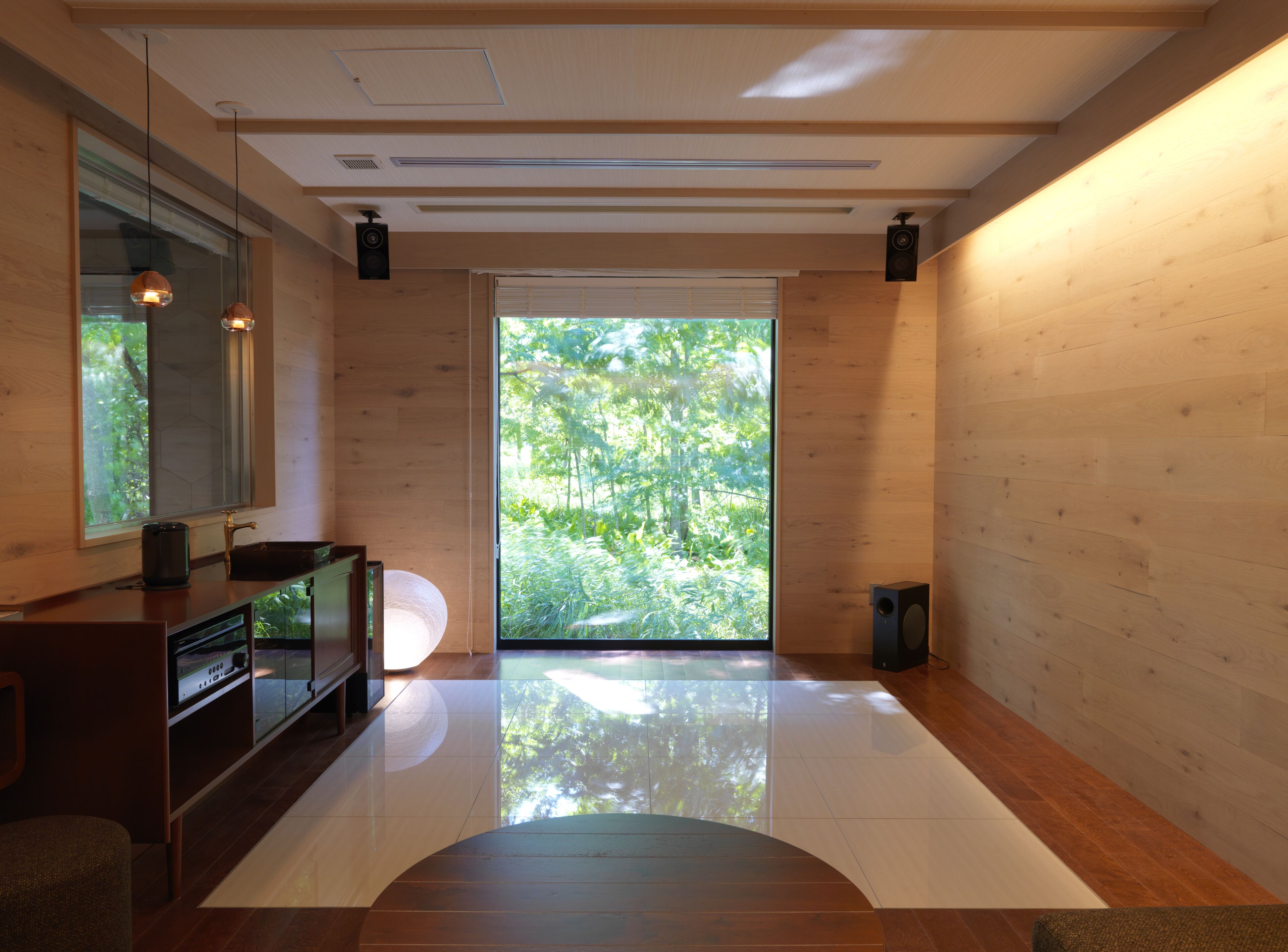 executive twin room with private hot spring, non smoking | in-room safe, desk, free wifi, bed sheets