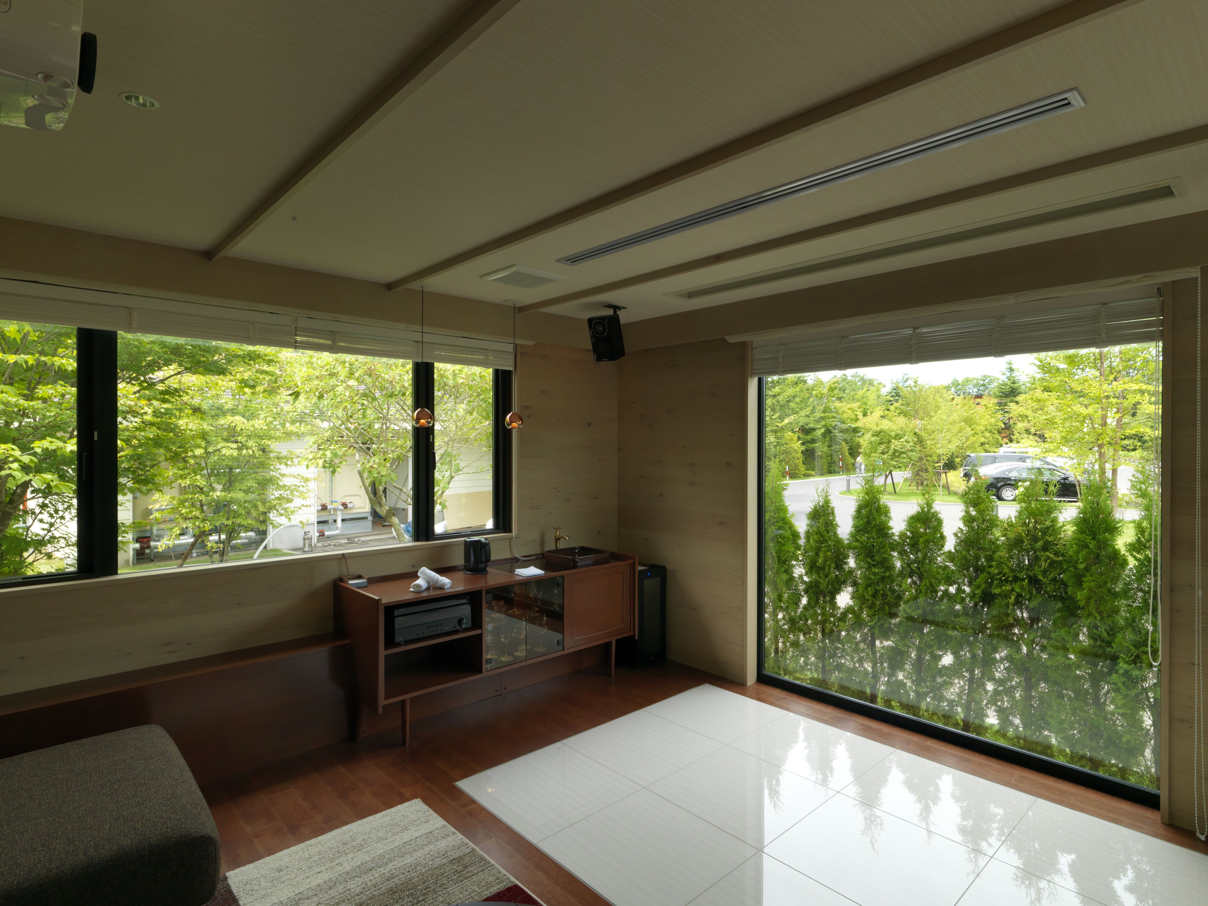 executive twin room with private hot spring, non smoking | in-room safe, desk, free wifi, bed sheets