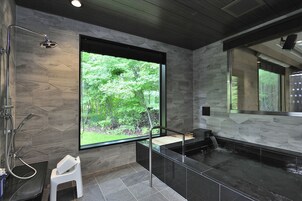  エグゼクティブ ツインルーム  温泉風呂付 禁煙 | 部屋からの景観