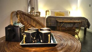 Mini-Suite | In-room safe, desk, WiFi (free) - The Secret Garden at Otres Beach (Sihanoukville)