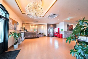 Reception - Hotel Castle Village Miyakojima (Miyakojima)