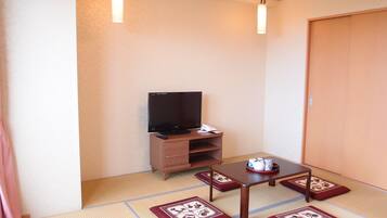 Habitación Deluxe, para no fumadores (Japanese & Western Style) | Caja de seguridad en la habitación, escritorio y wifi gratis