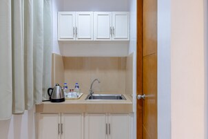 Standard Room | Desk, iron/ironing board, free WiFi, bed sheets