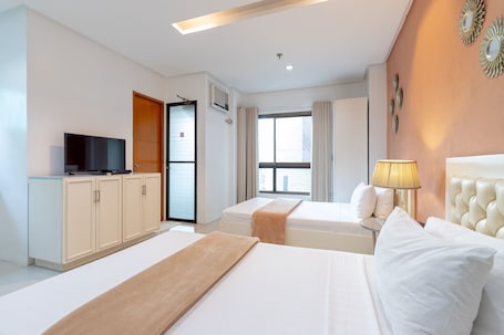 Desk, iron/ironing board, free WiFi, bed sheets
