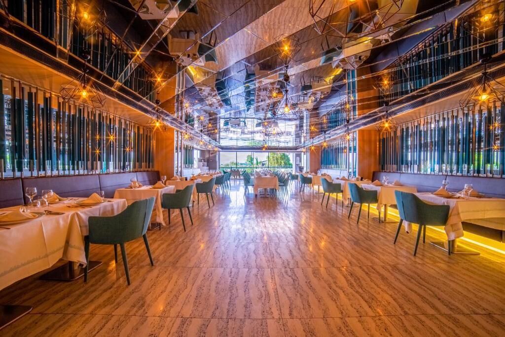 4 restauranter, frokost serveres