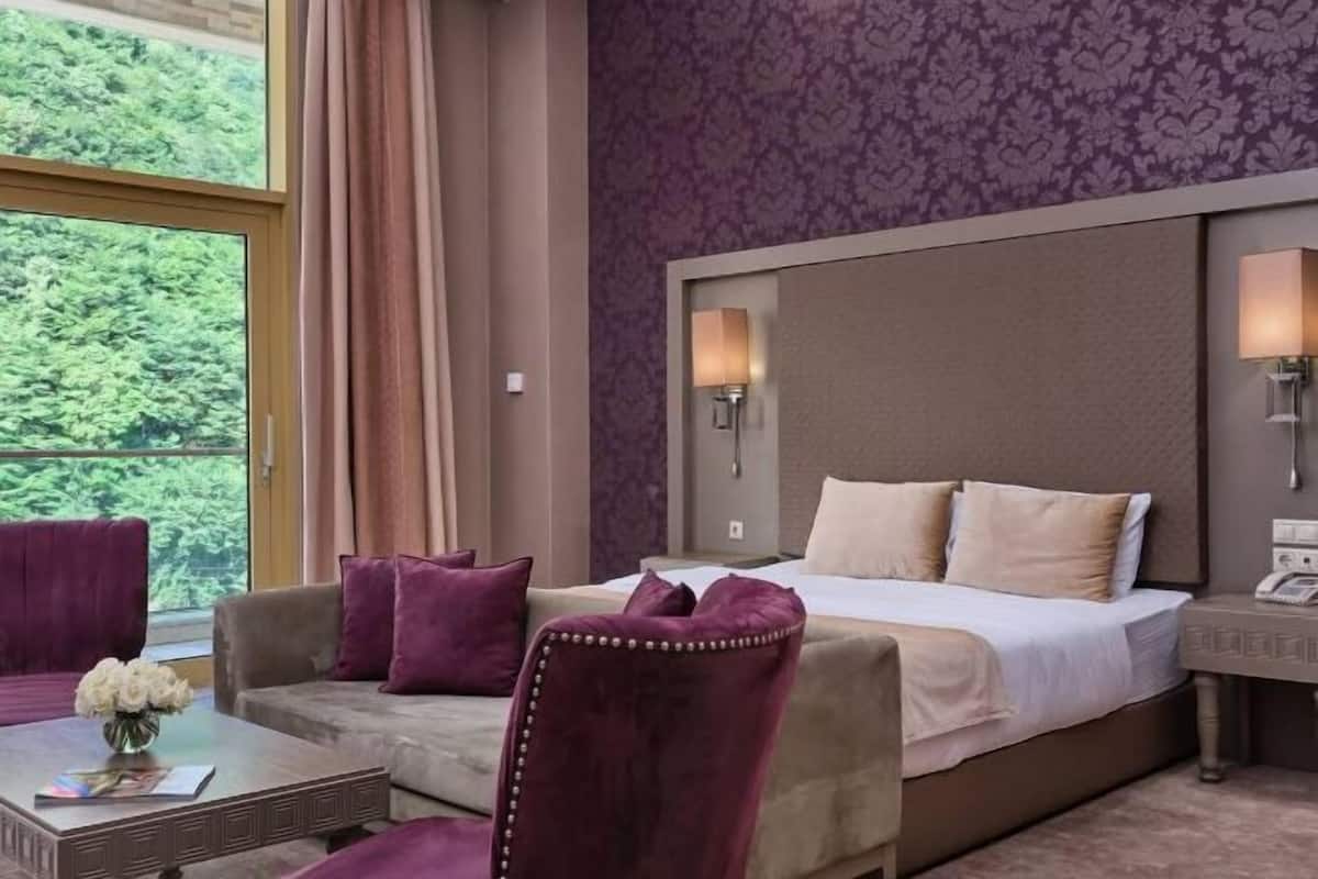 3 bedrooms, minibar, in-room safe, individually decorated