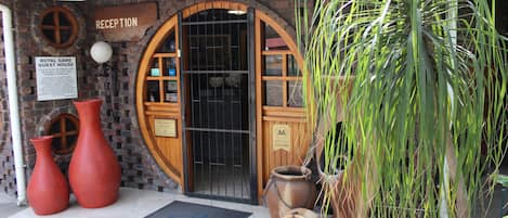 Entrée de l’hébergement